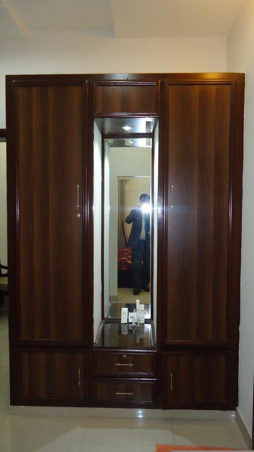 Midway Hotel & Restaurant Sadiqabad Buitenkant foto